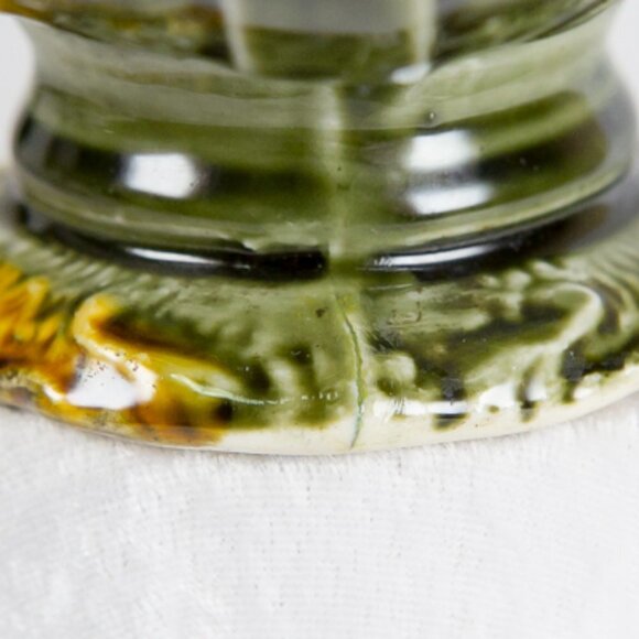 Antique European Majolica Pedestal Vase 19th Century - Picture 11 of 15